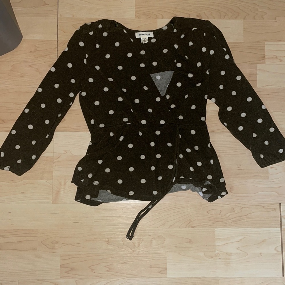 Monteau: Size Medium: Dark Green with white polka dot blouse, tie waist feature